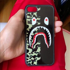 I phone 7 Bape case